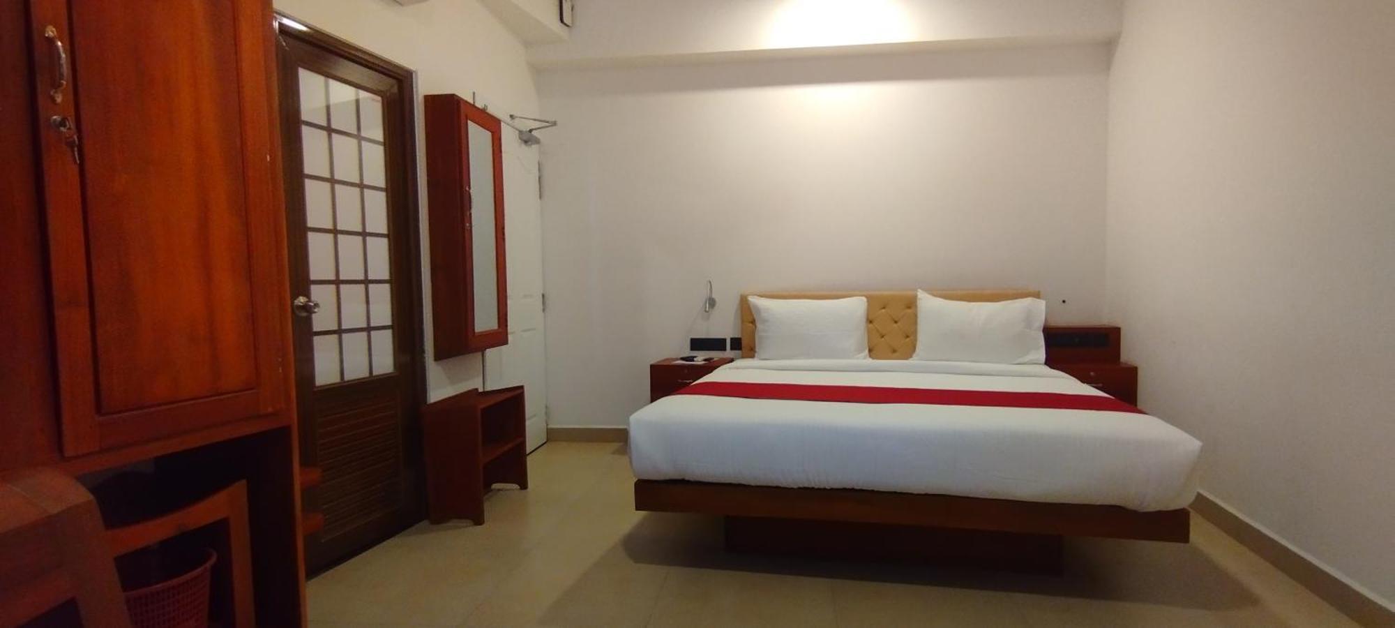 Thenmala Ecoresort Punalur Exteriör bild