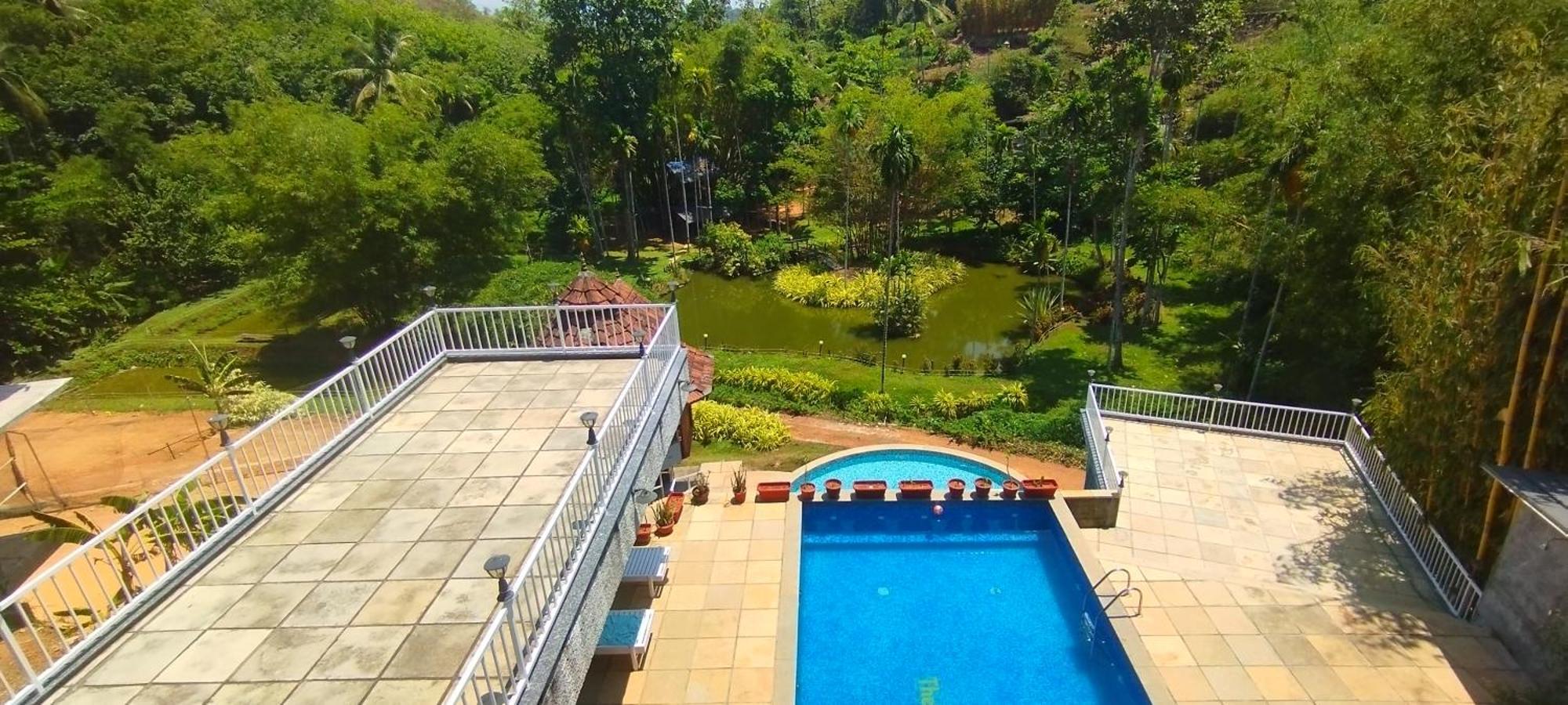 Thenmala Ecoresort Punalur Exteriör bild
