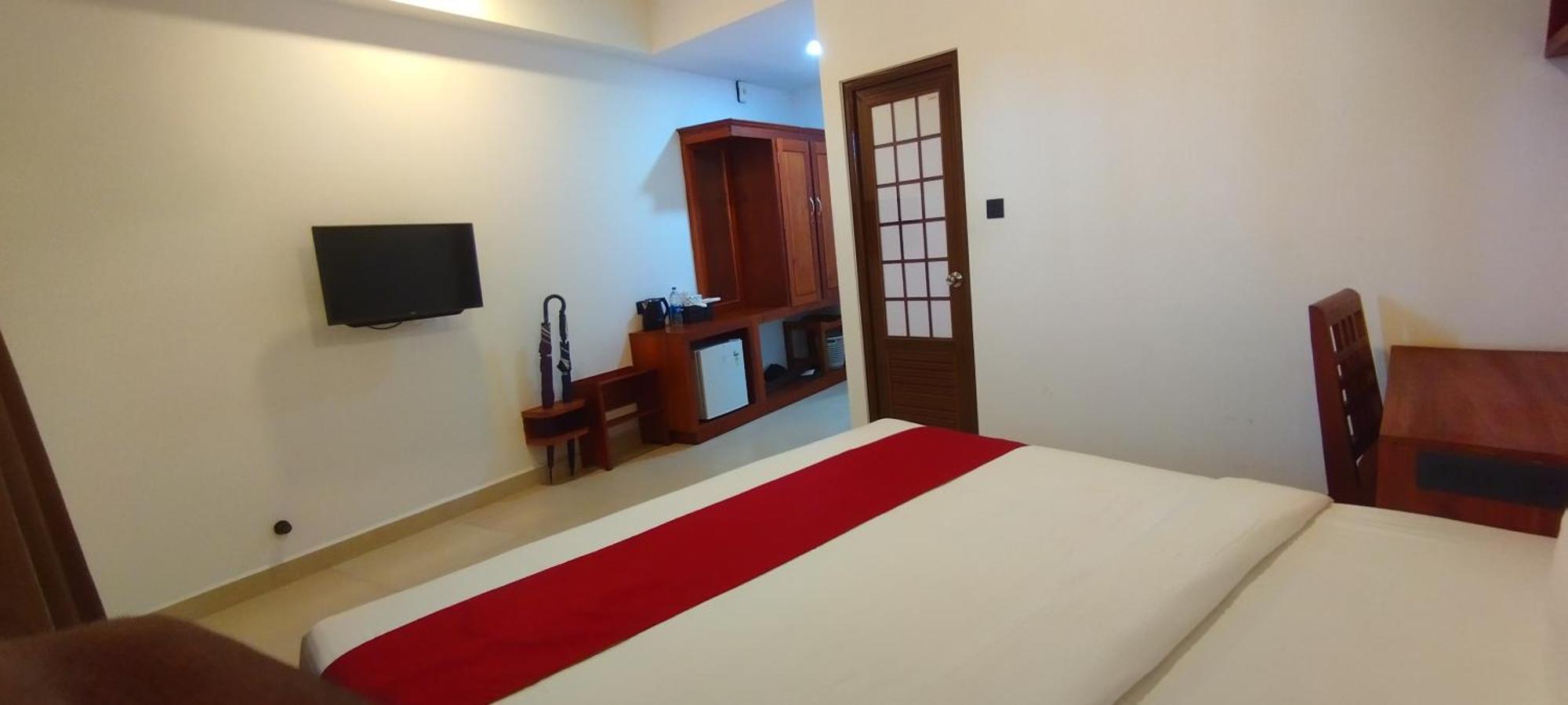 Thenmala Ecoresort Punalur Exteriör bild