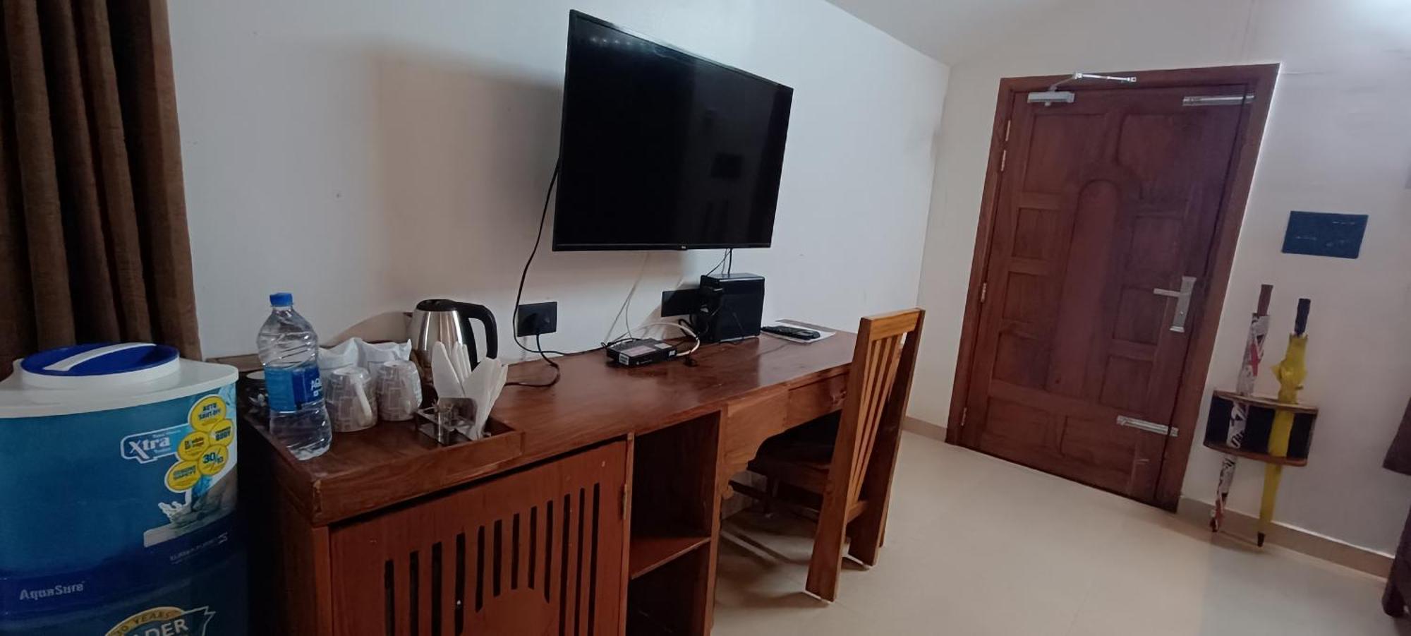 Thenmala Ecoresort Punalur Exteriör bild